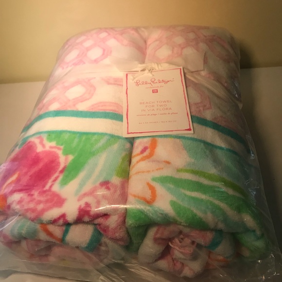 Lilly Pulitzer Other - New Lilly Pulitzer Via Flora for Two Beach Towel